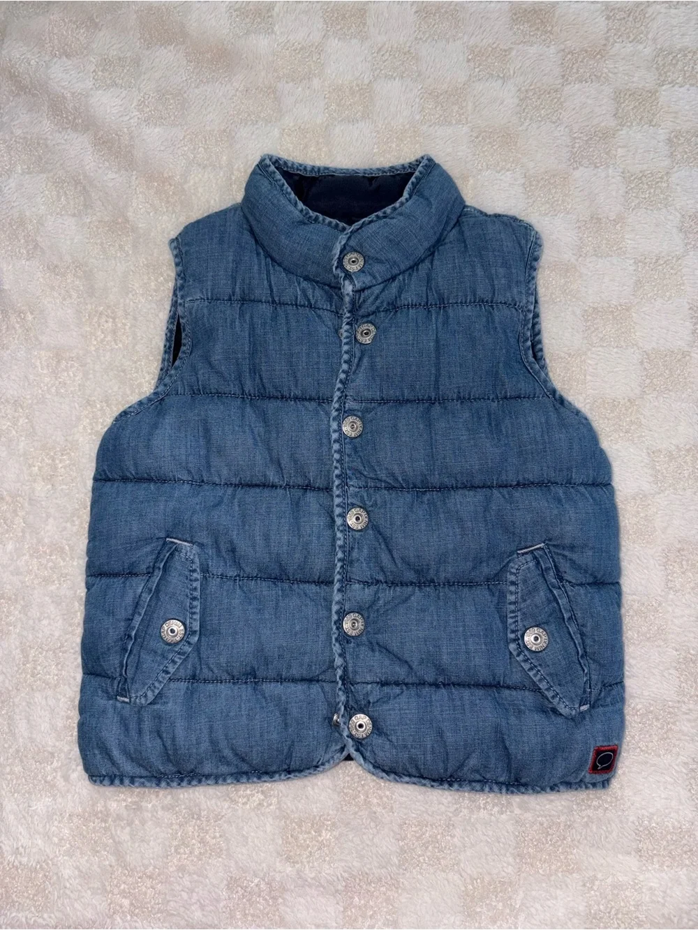 Gap Kids Chambray Puffer Vest with Snap Front and Pockets Size Small (6-7)